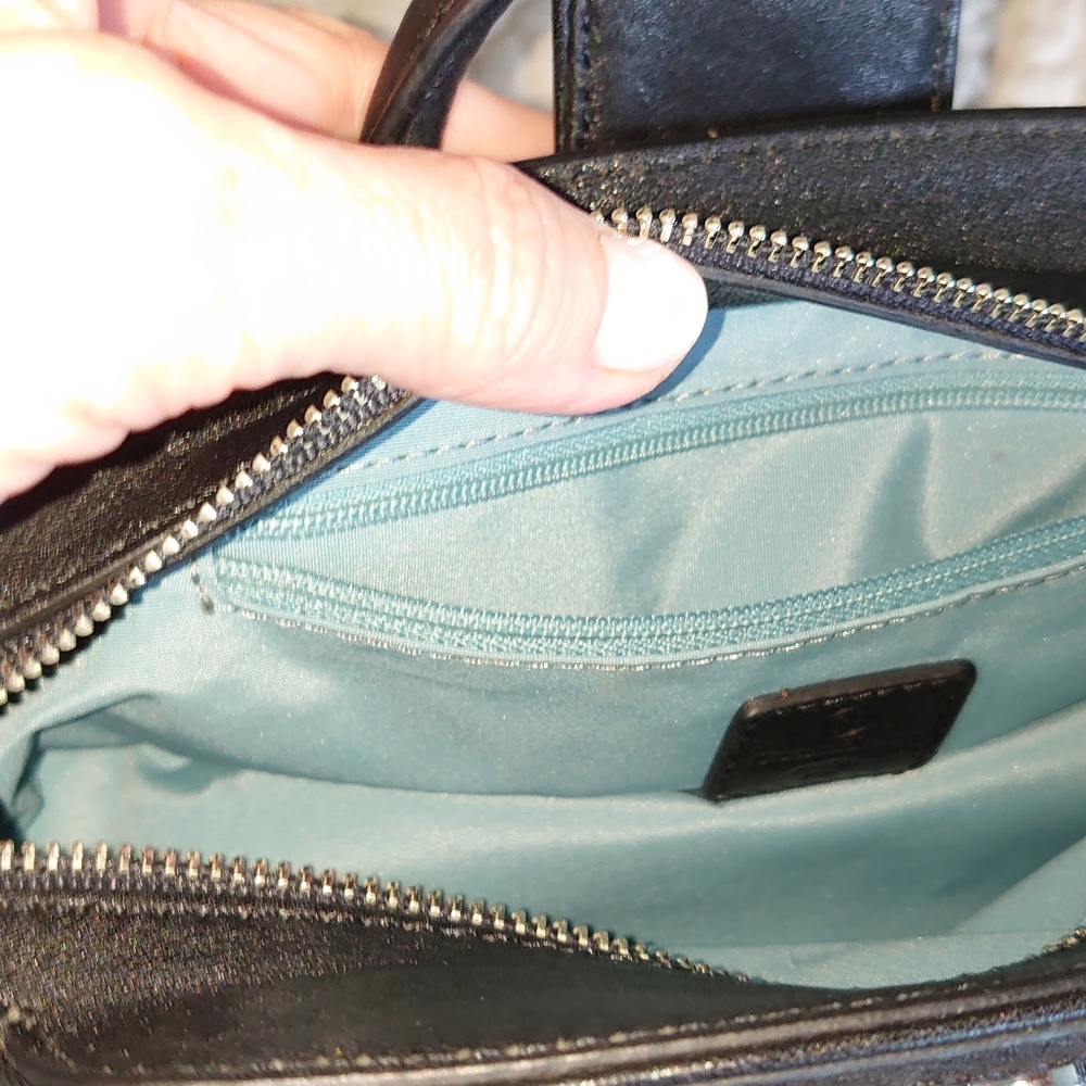 COLE HAAN Cute Chic Alexa Black Mini Bag - Picture 4 of 11